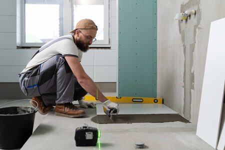 Hidroizolatie baie - Ghid practic pentru protectia completa a cabinei de dus si pardoselii